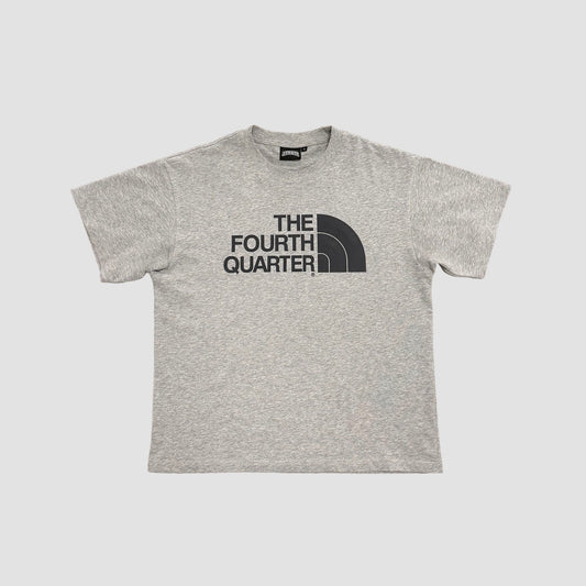“FOURTH FACE" 4TH QTR TEE [GREY]